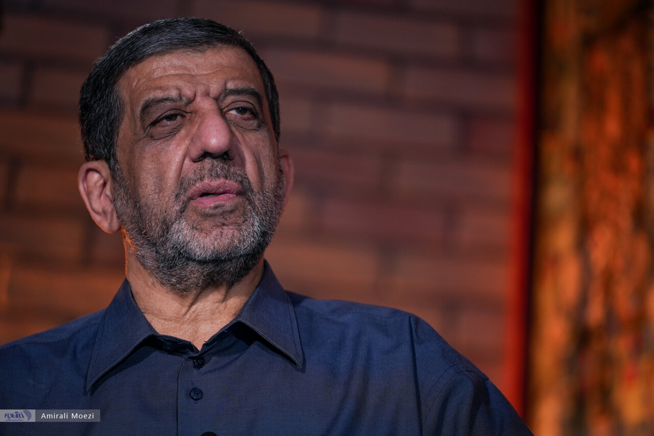 انتقاد تند ضرغامی به لغو بازی در استقلال و گل‌گهر در مشهد ؛ از اول چرا ورزشگاه را آنجا ساختید؟